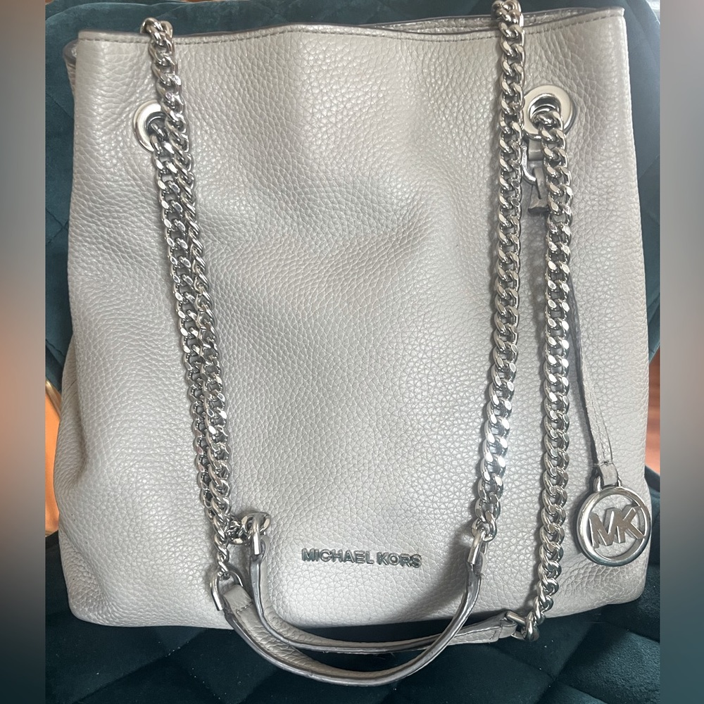 Michael Kors Gray silver chain purse. Preowned